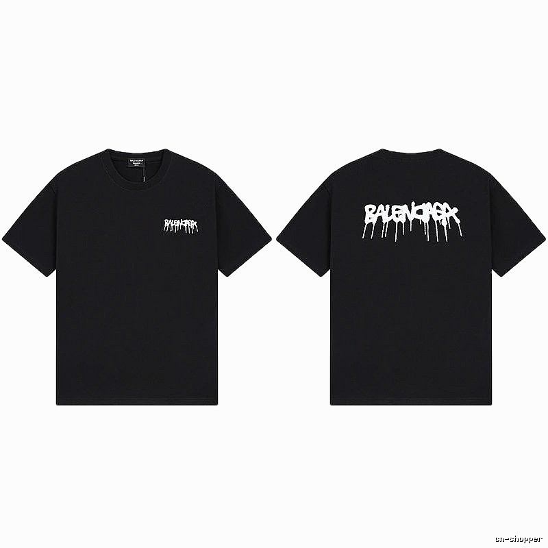 Balenciaga street-style black T-shirt