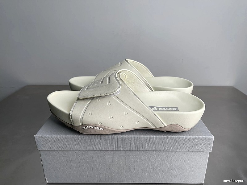 Balenciaga Trendy Style Off-white Platform Slippers