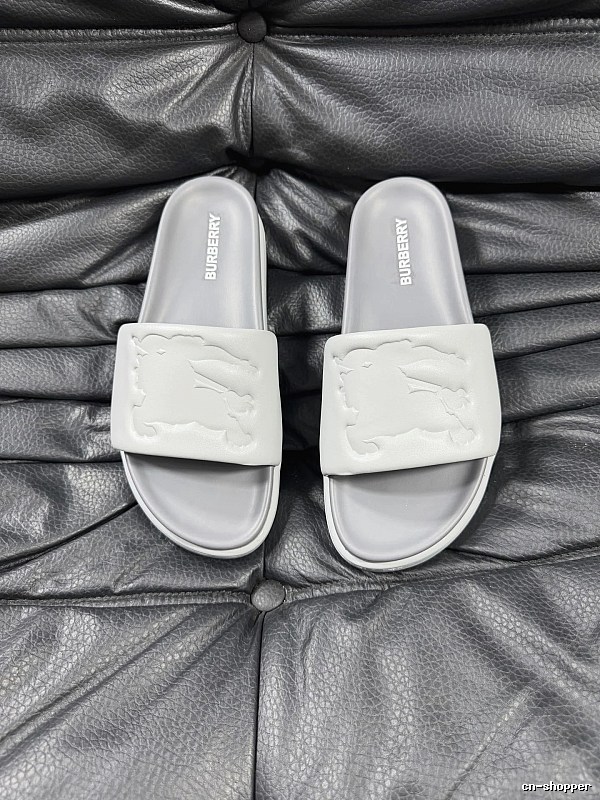 Burberry Equestrian Knight Light Luxury Style Light Grey Slides