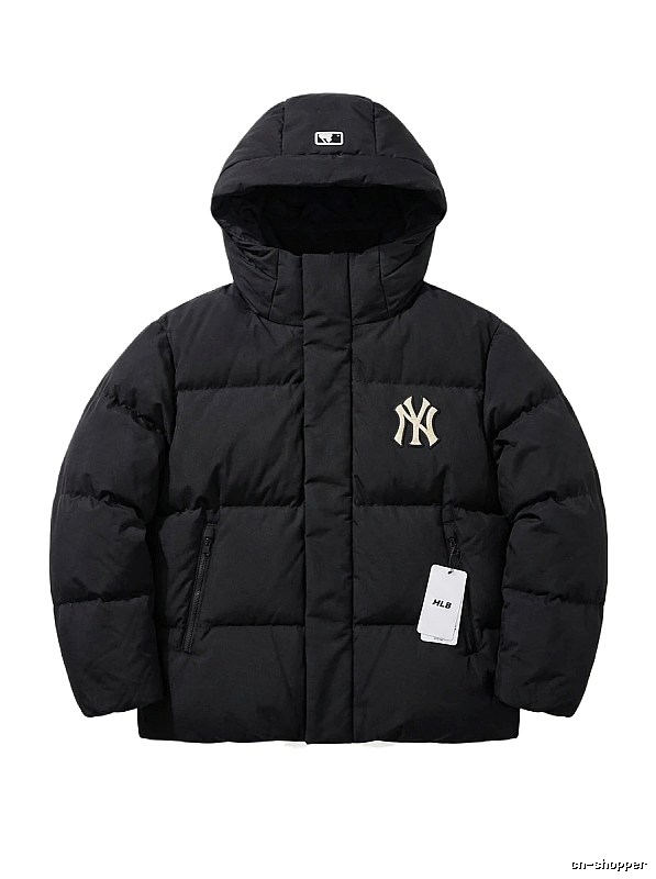 Classic black down jacket of MLB