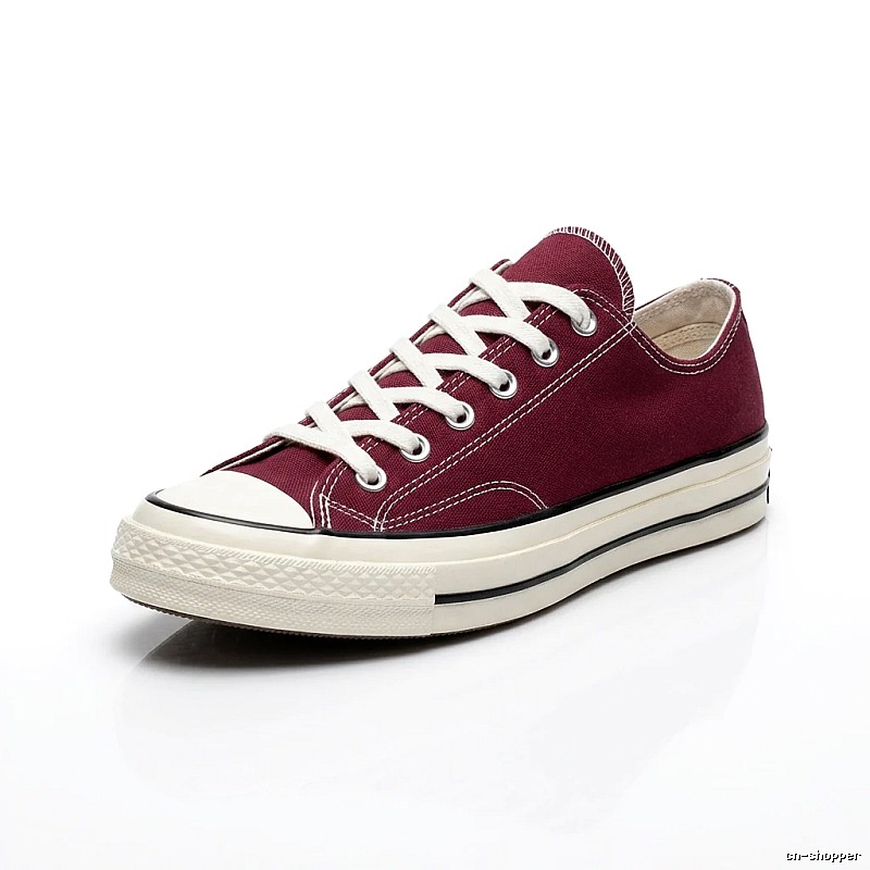 Converse classic burgundy canvas shoes