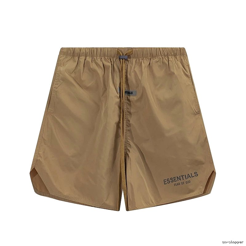 ESSENTIALS minimalist style khaki shorts