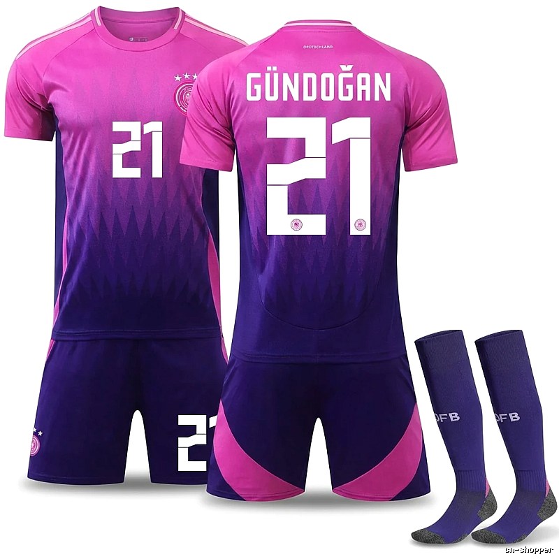 German gradient-style pink-purple jersey