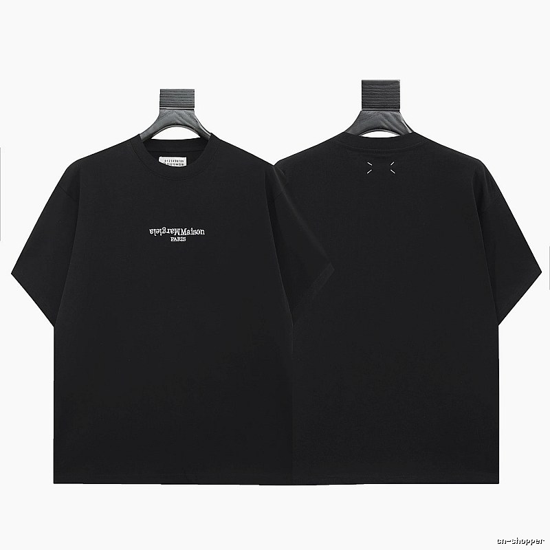Maison Margiela Stitch Minimalist Style Black Short-sleeve T-shirt