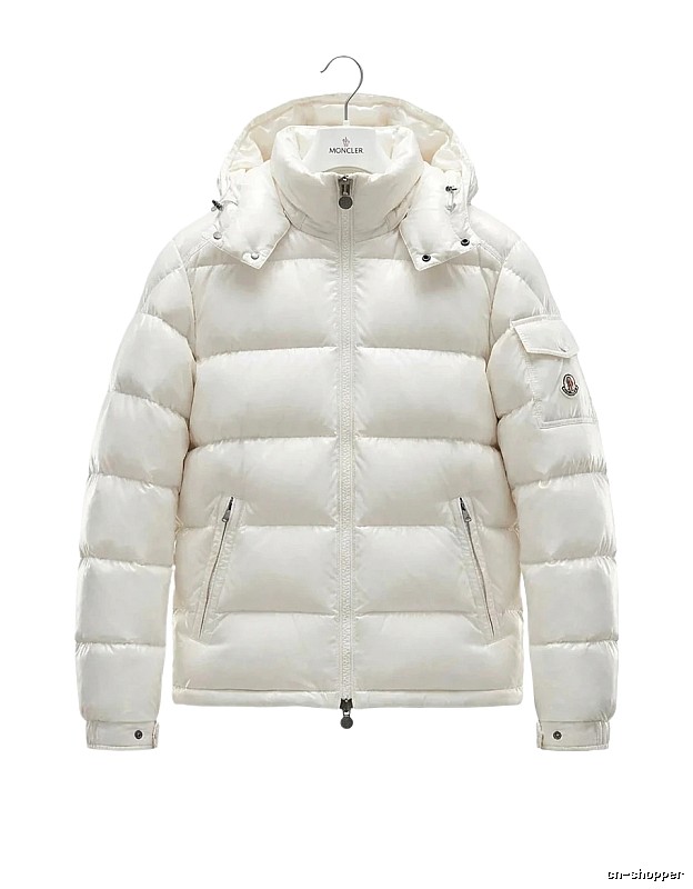 Moncler shiny and fashionable white down jacket