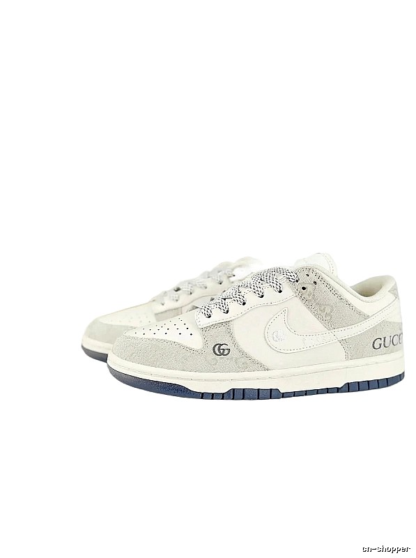 Nike Dunk Co-branded White and Grey Sports Shoes