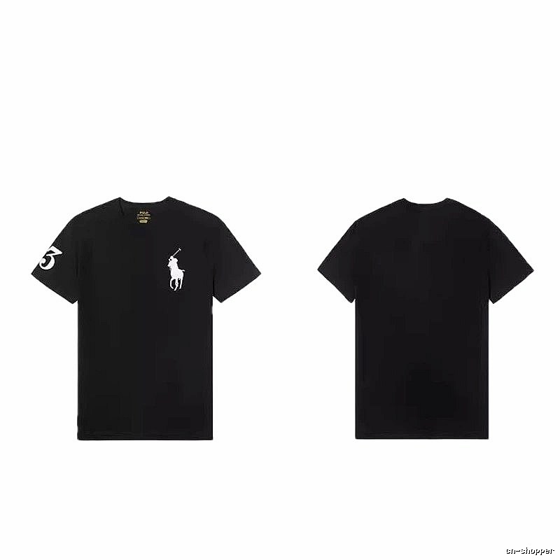 The classic and simple black T-shirt of Ralph Lauren.