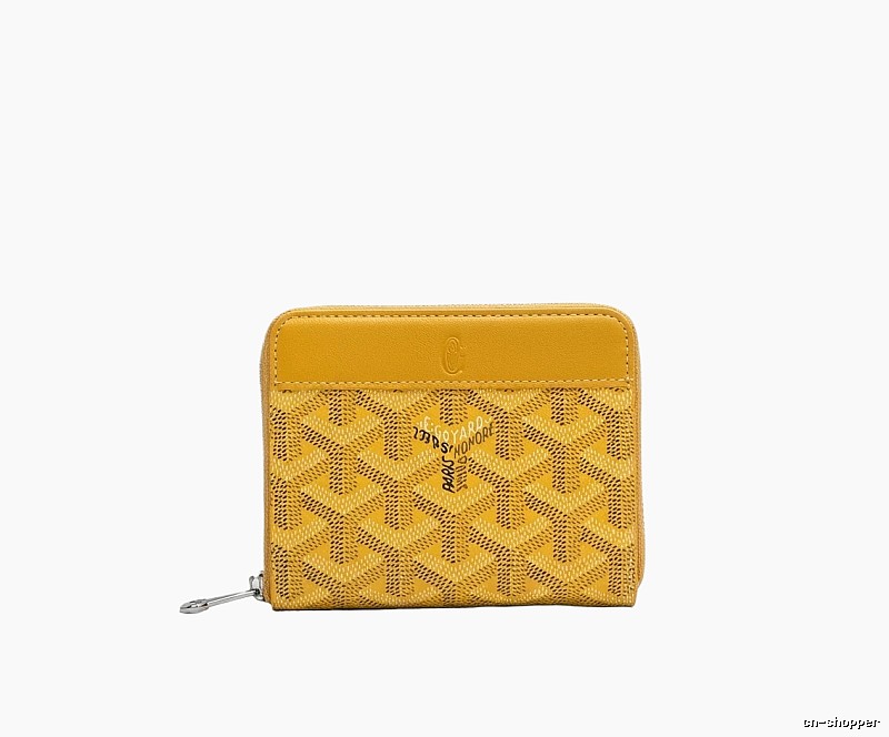 The classic yellow wallet of GOYARD